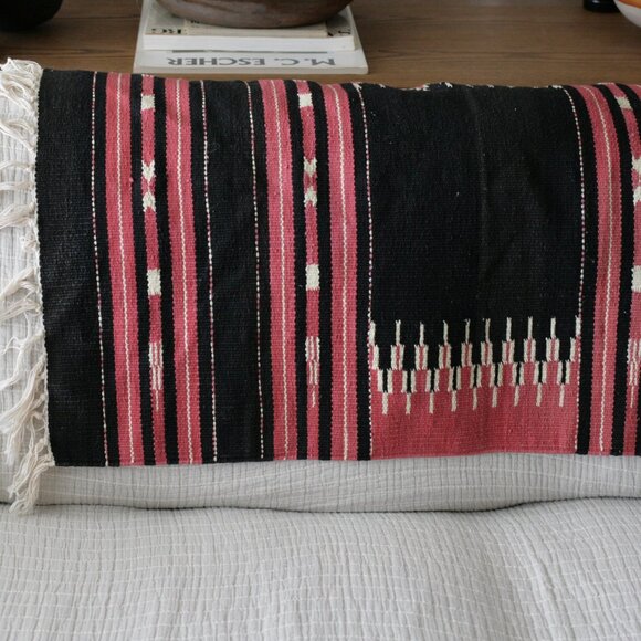 Vintage Woven Southwestern Design Rug 23" x 36" - Picture 4 of 6